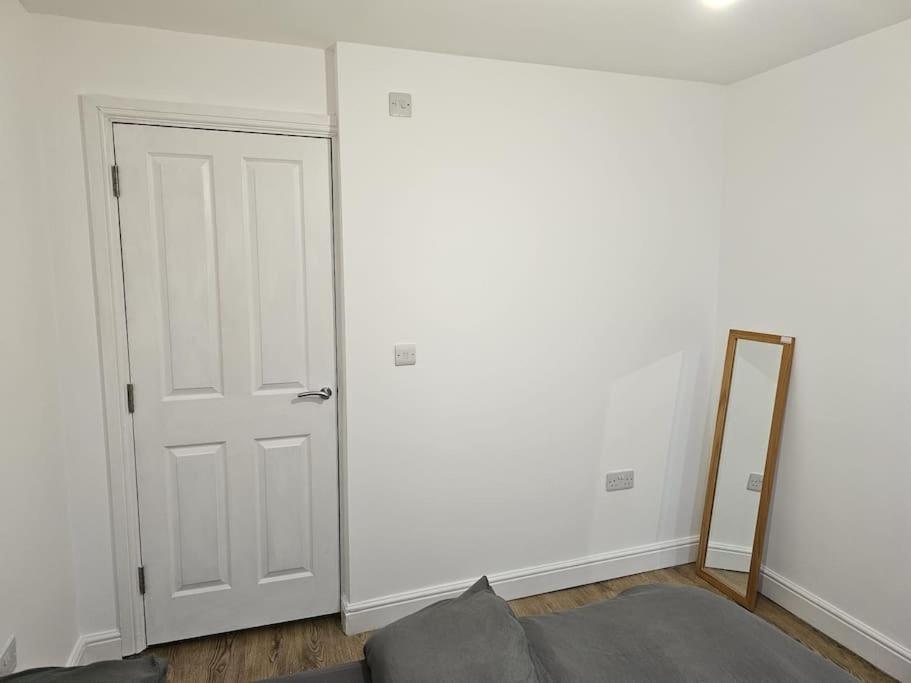 Super Value Bath Street Flat Appartement Ilkeston Buitenkant foto